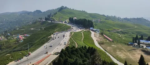 The Mechi highway winding through the Kanyam tea hills, about 1,600m