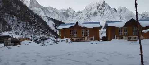 Bimtang's lodges under fresh snow