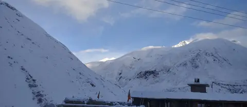 Fresh snow on Samdo at first light